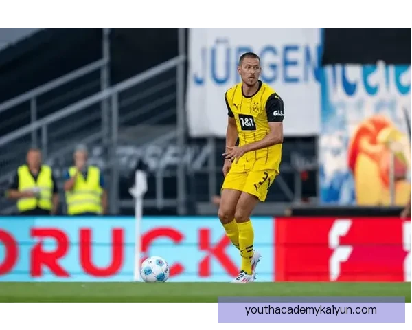 德甲赛季展现永不言弃精神，球队竞争力增强值得关注